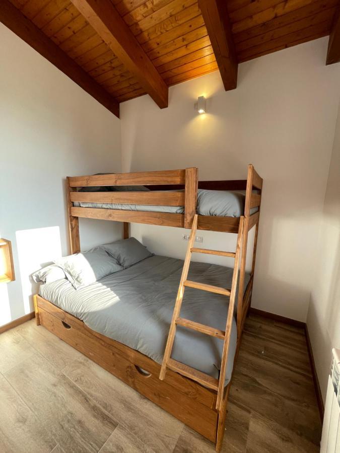 Casa De Les Escoles, Espinalbet - Alberga Castellar del Riu Extérieur photo