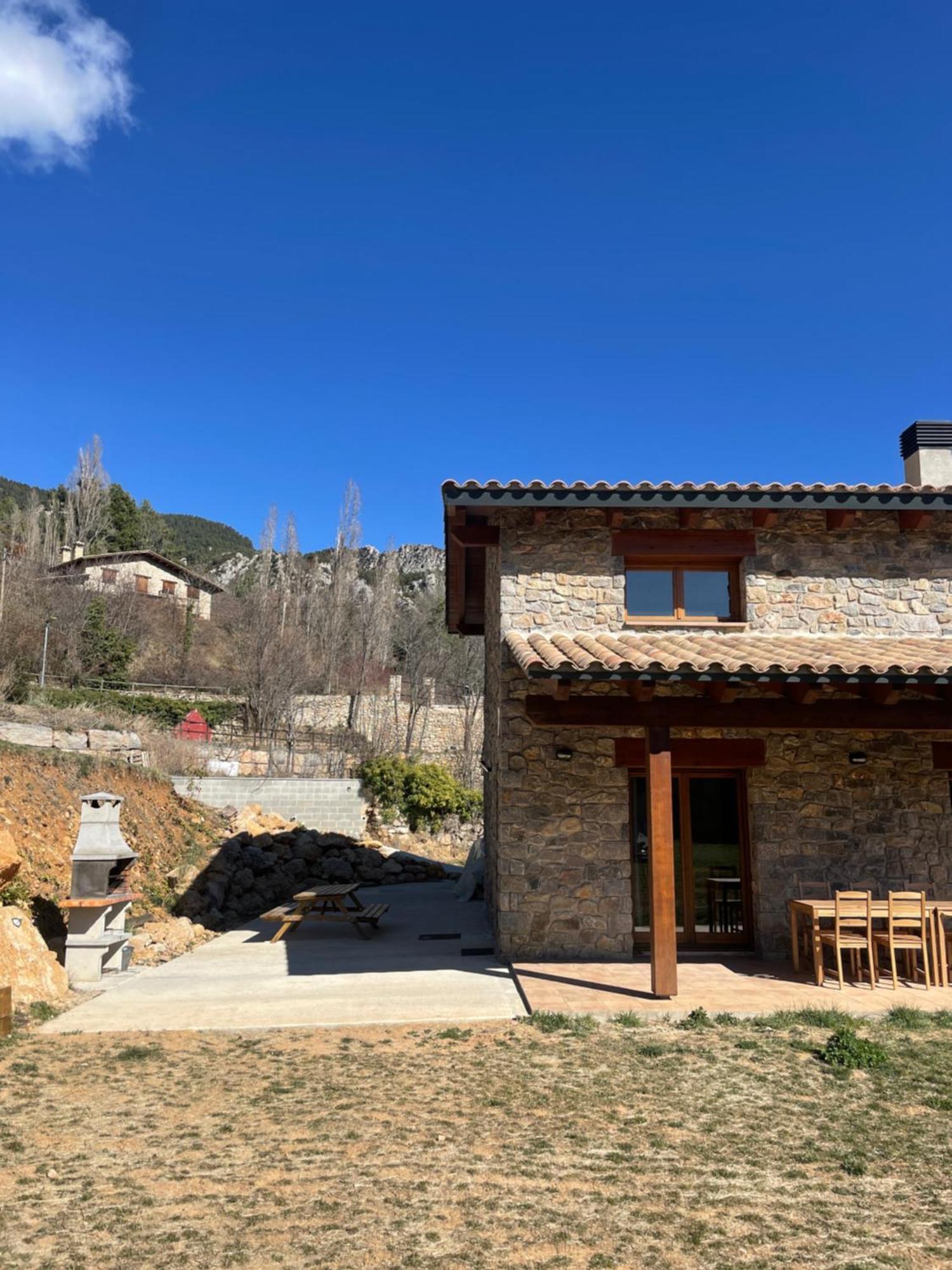 Casa De Les Escoles, Espinalbet - Alberga Castellar del Riu Extérieur photo