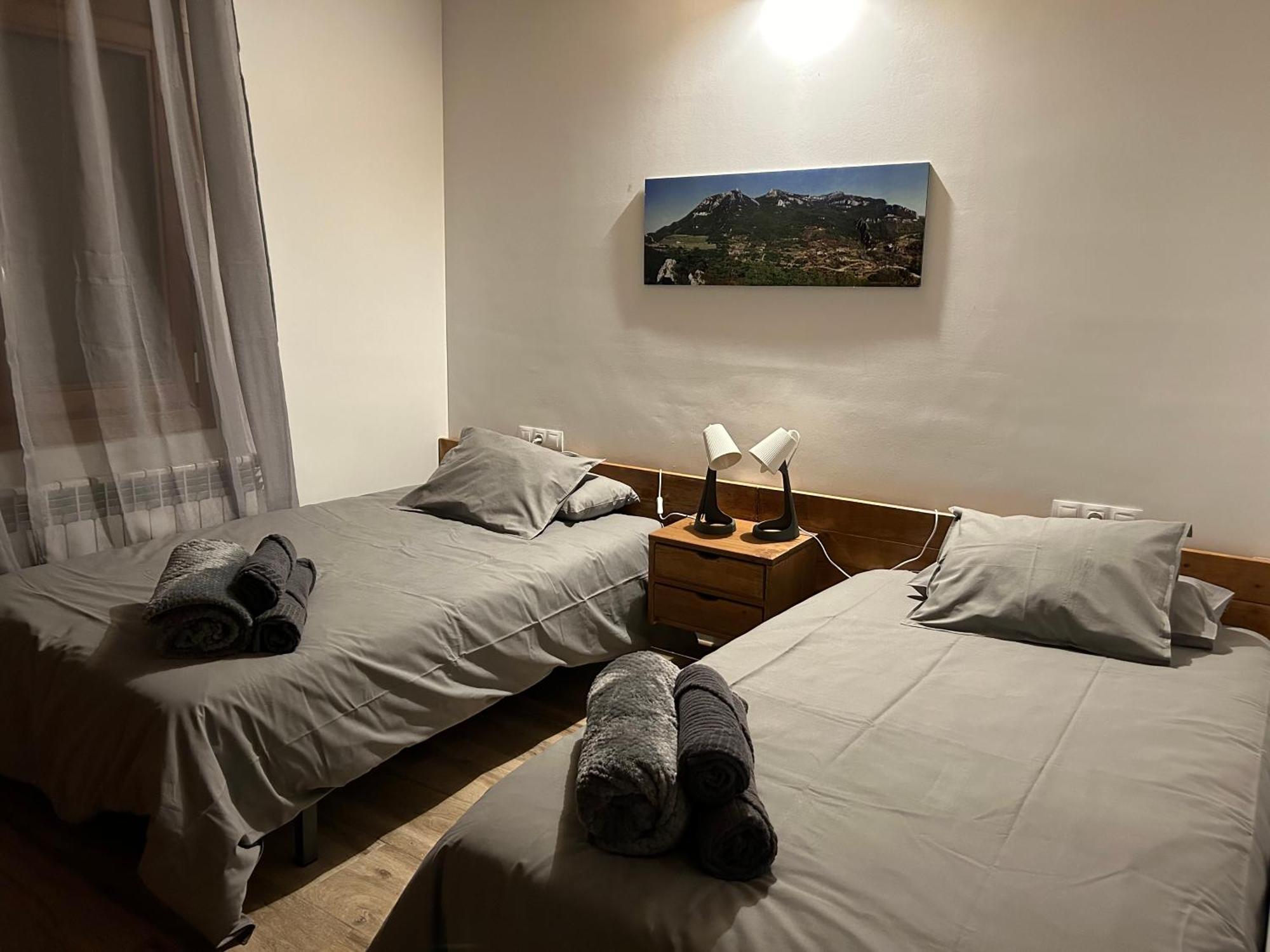 Casa De Les Escoles, Espinalbet - Alberga Castellar del Riu Extérieur photo
