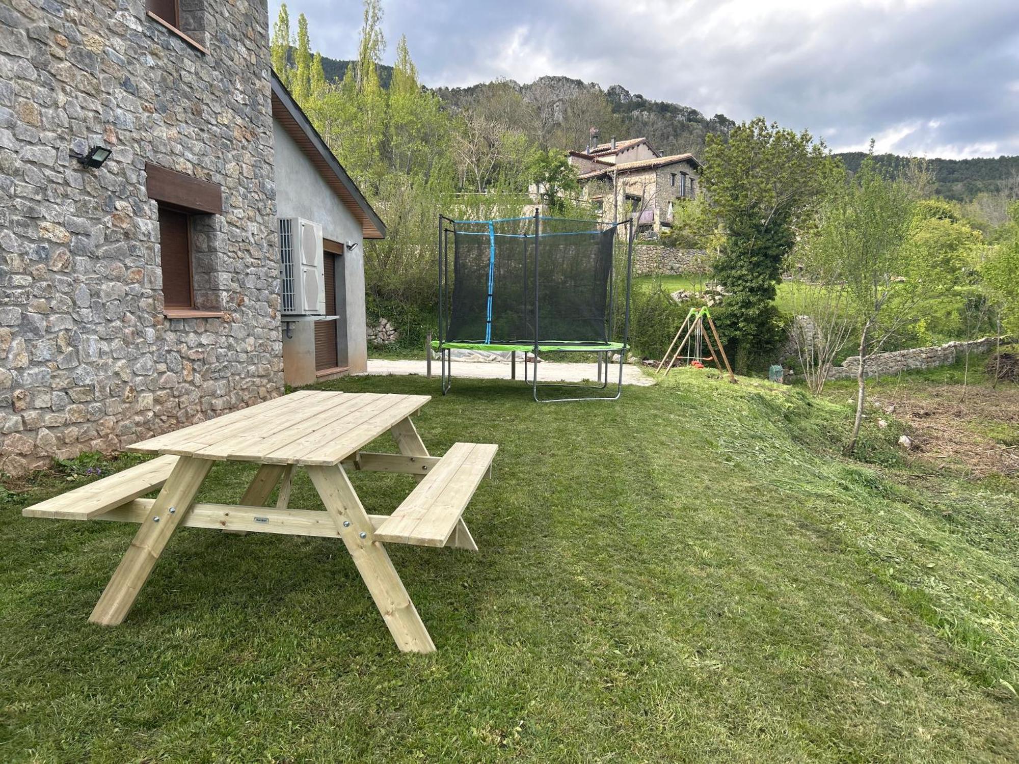 Casa De Les Escoles, Espinalbet - Alberga Castellar del Riu Extérieur photo
