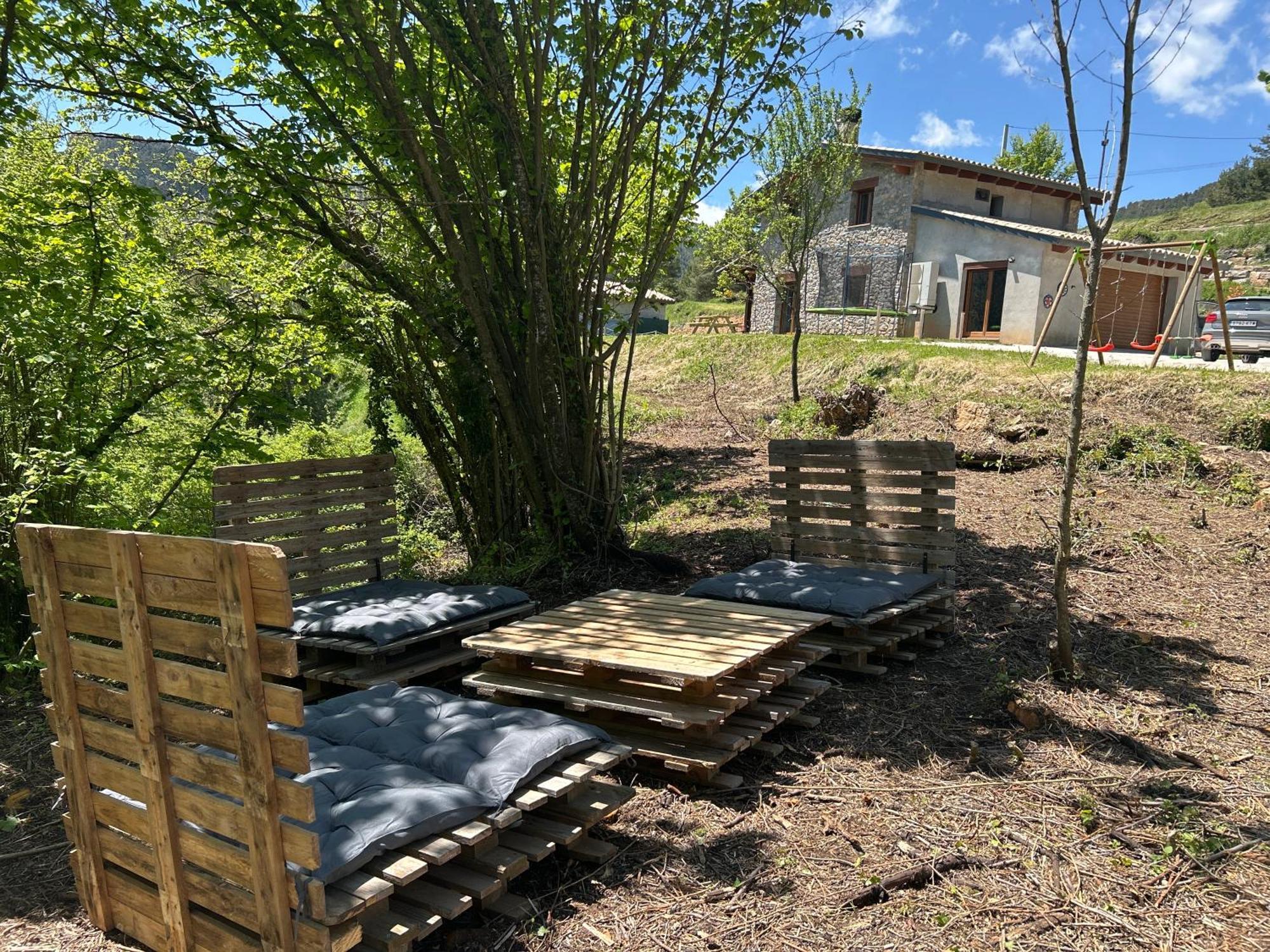 Casa De Les Escoles, Espinalbet - Alberga Castellar del Riu Extérieur photo